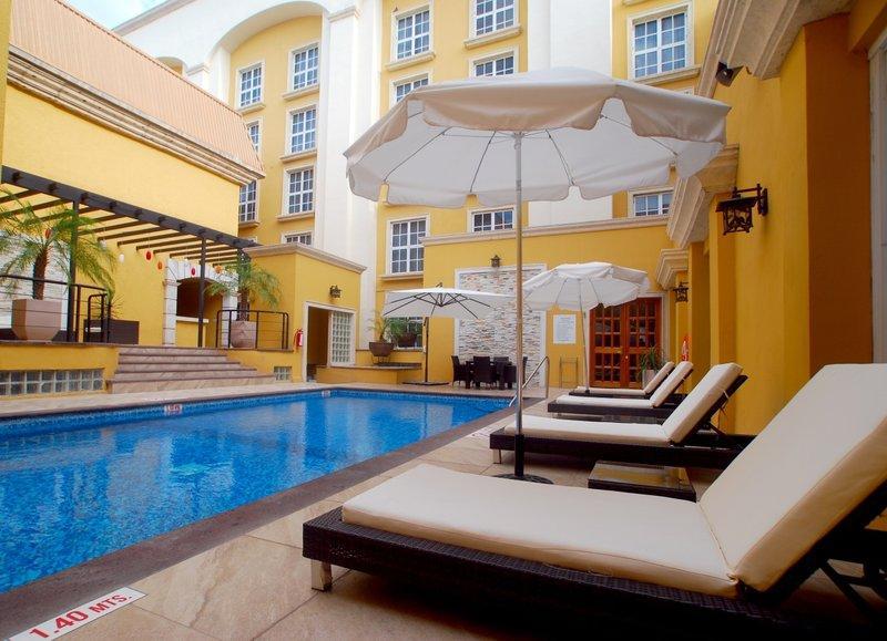 Holiday Inn Monclova By Ihg Exterior photo