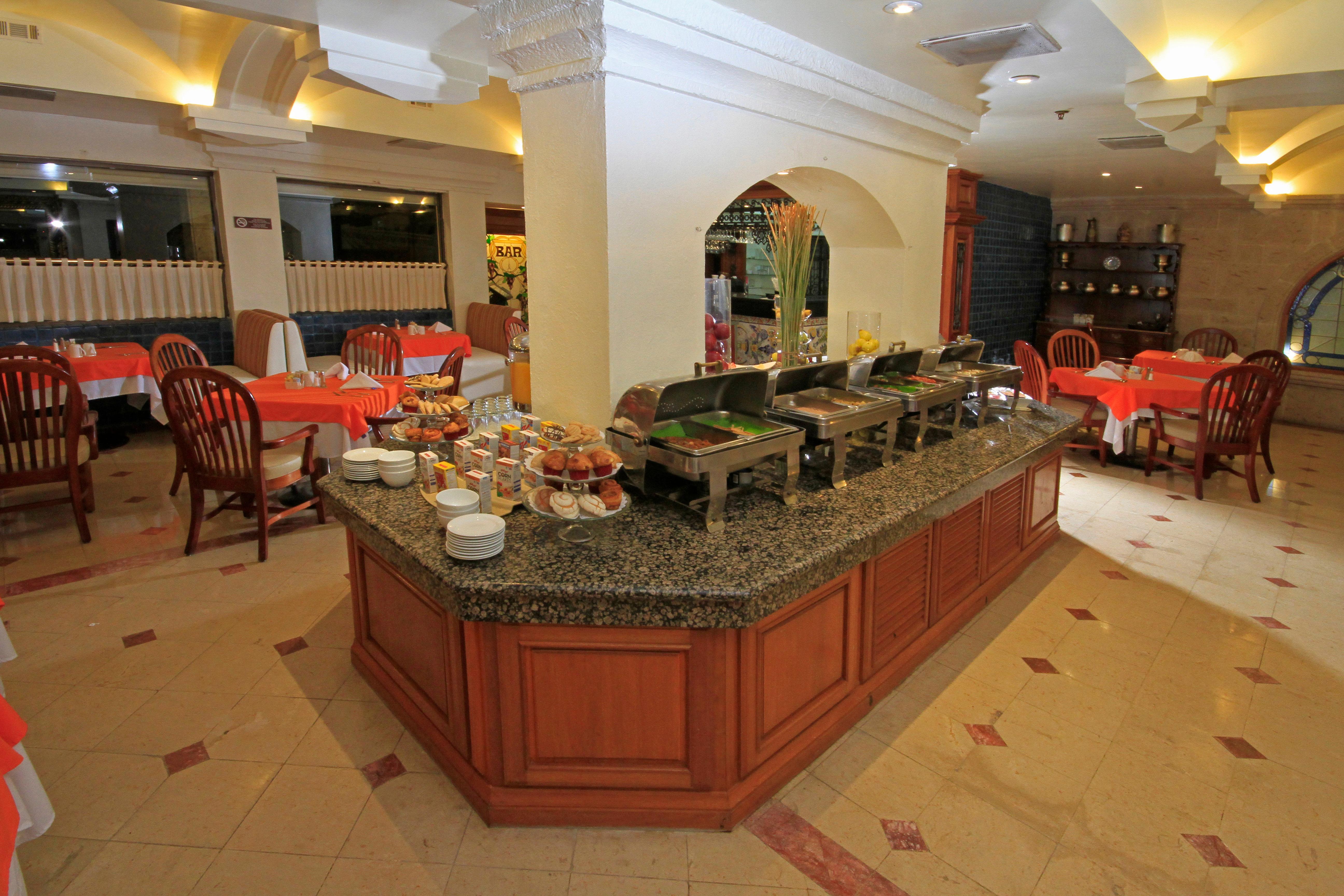 Holiday Inn Monclova By Ihg Exterior photo