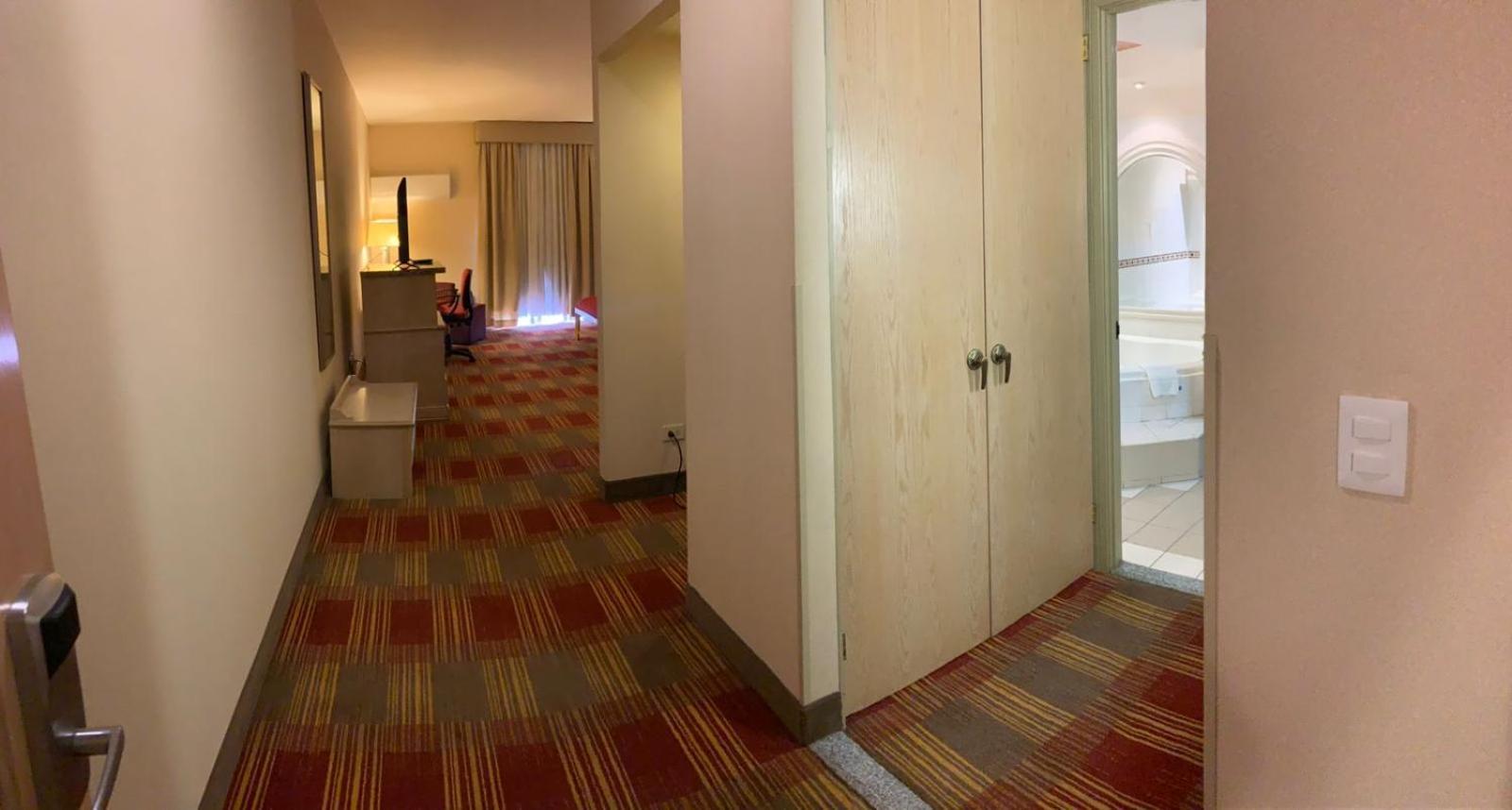 Holiday Inn Monclova By Ihg Exterior photo